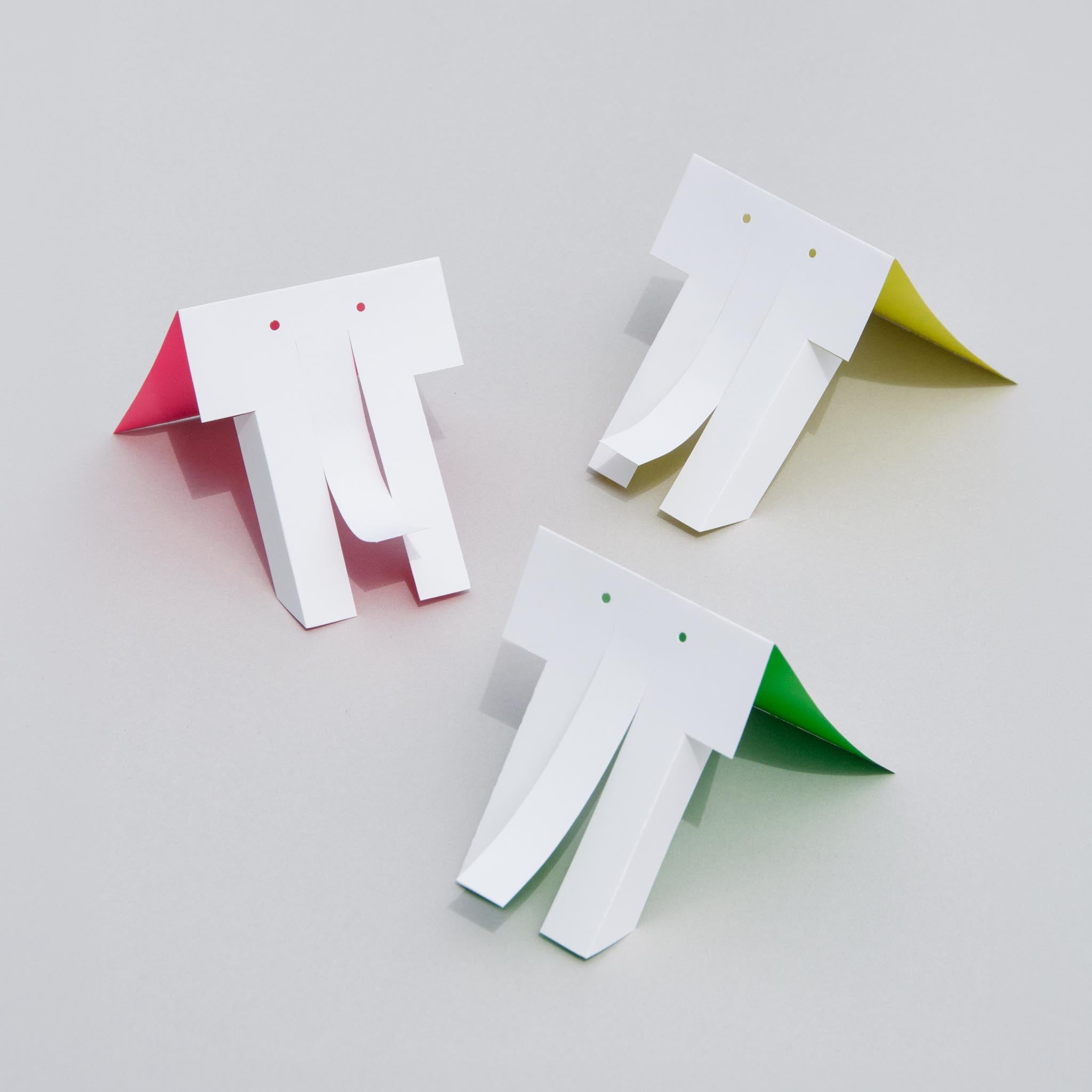 PAPER SCULPTURE CARD　ゾウさん　＠TsuneoTaniuchi