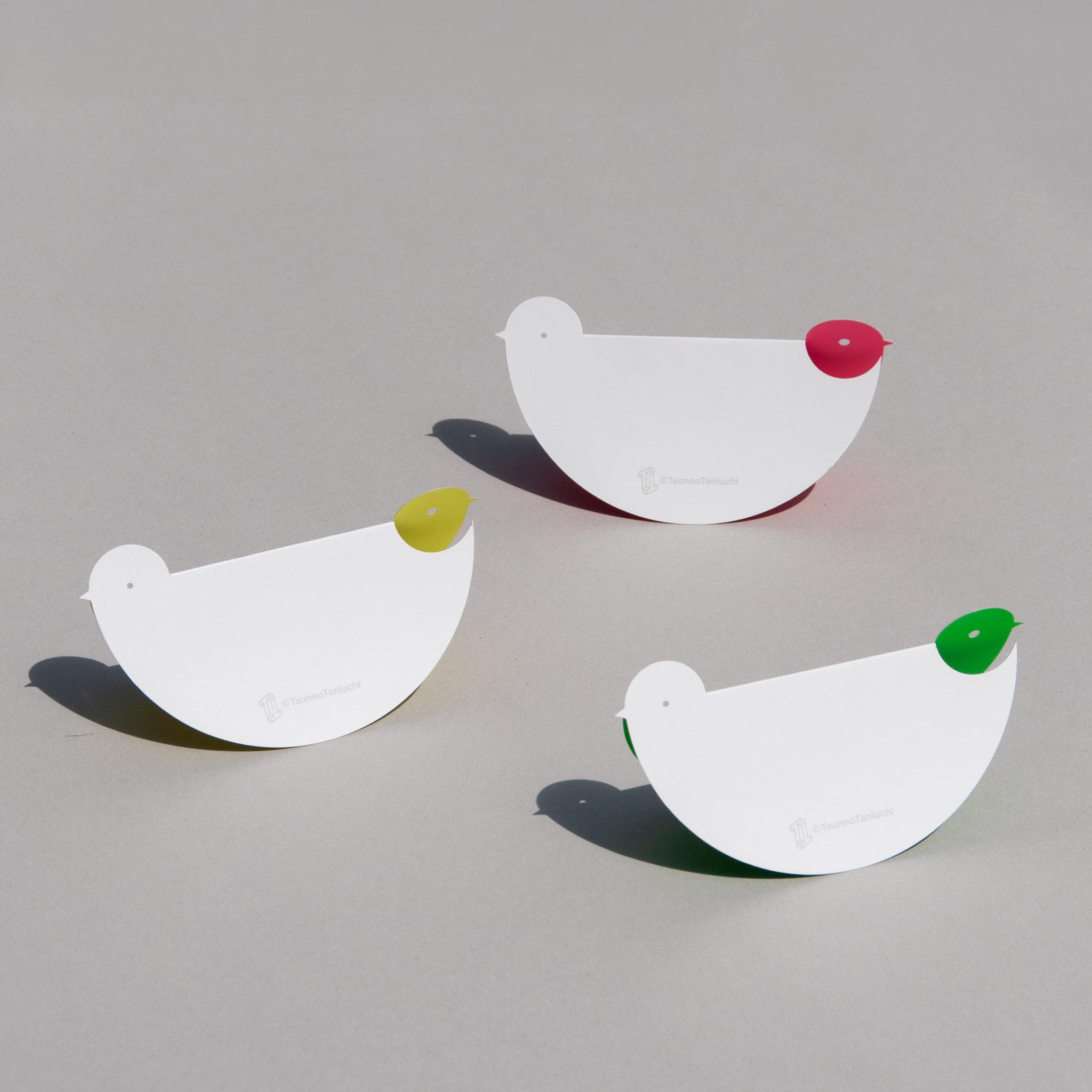 PAPER SCULPTURE CARD　白いハト　＠TsuneoTaniuchi